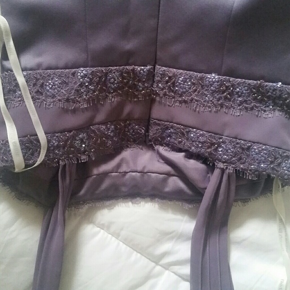 <<Gorgeous Lavender Dress>> - Picture 6 of 8